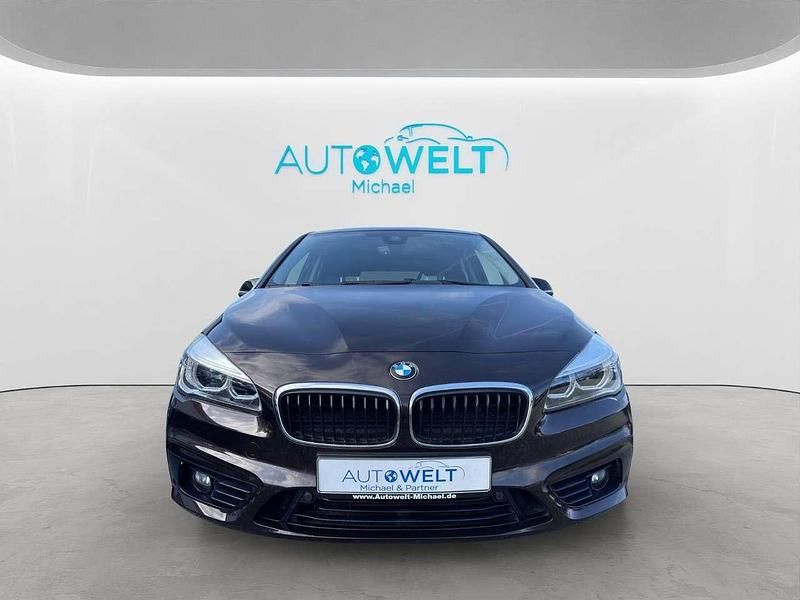 Gebraucht BMW 220 192 PS (141 kW) 2015 Sparkling brown Van / Kleinbus