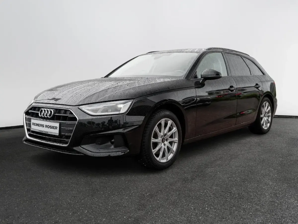 Gebraucht Audi A4 Basis 150 PS (110 kW) 2022 Kombi