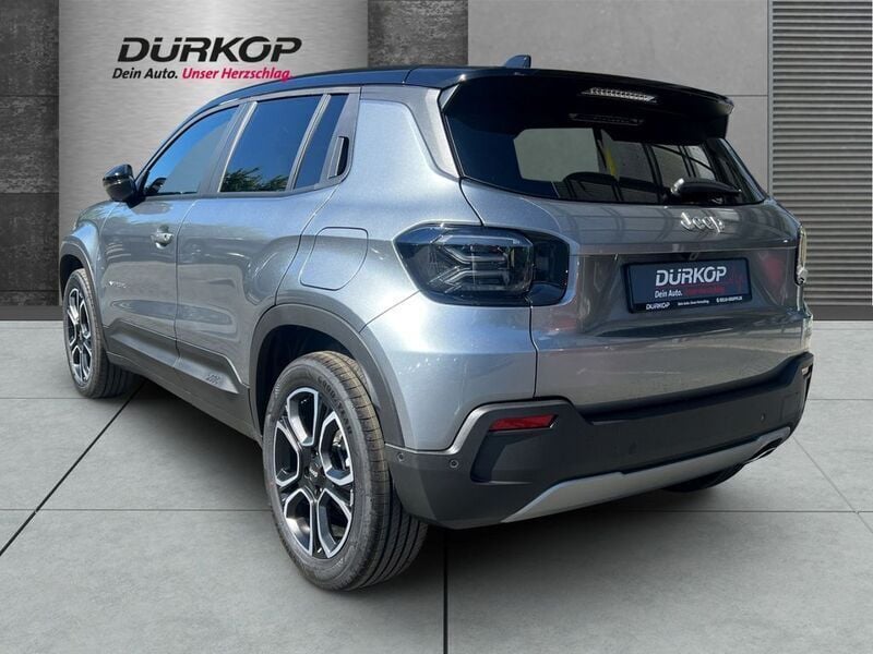 Neu Jeep Avenger Summit 101 PS (74 kW) 2025 Met grey evoluzione (vr519/a) SUV