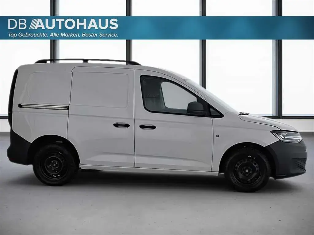 Gebraucht VW Caddy 122 PS (89 kW) 2022 Weiß Van / Kleinbus
