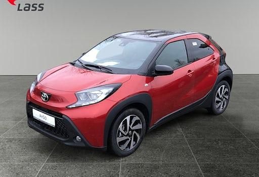 Neu Toyota Aygo X 72 PS (52 kW) 2025 Schwarz SUV