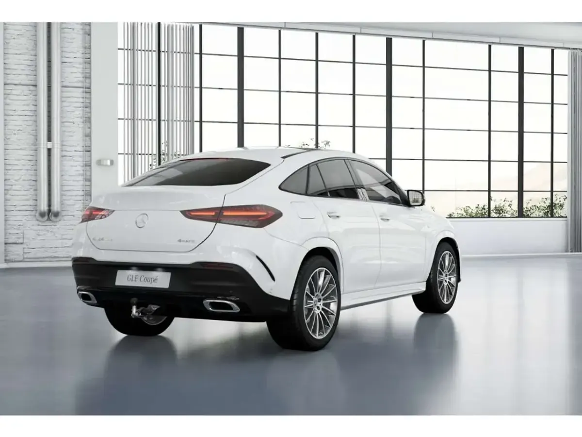 Gebraucht Mercedes GLE400 AMG 252 PS (185 kW) 2025 Weiß SUV