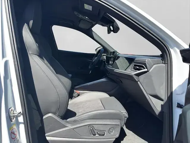 Gebraucht Audi Q5 Ambiente 204 PS (150 kW) 2025 Gletscherweiß metallic SUV
