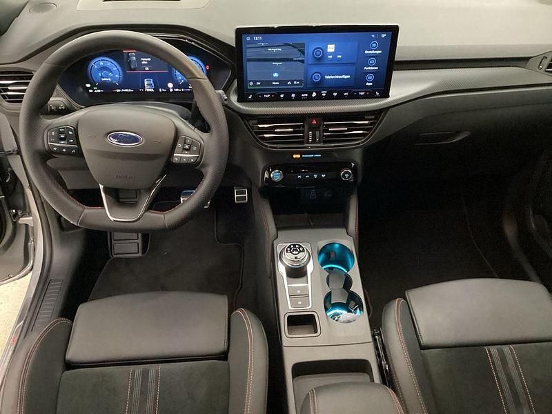 Gebraucht Ford Kuga ST-Line X 242 PS (177 kW) 2024 Silber SUV