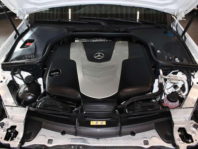 Gebraucht Mercedes E350 Avantgarde 258 PS (189 kW) 2017 Weiß Kombi