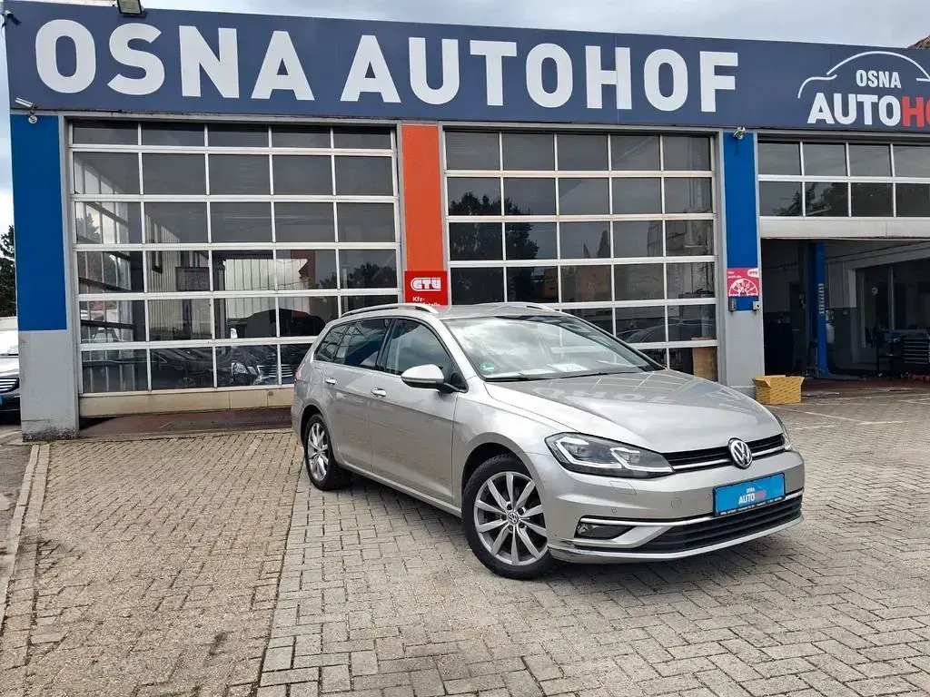 Gebraucht VW Golf VII Highline 150 PS (110 kW) 2017 Silber Kombi