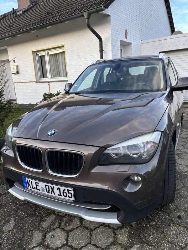 Gebraucht 2011 BMW X1 SUV | 7.900 € (Fairer Preis) - Bild 1/4