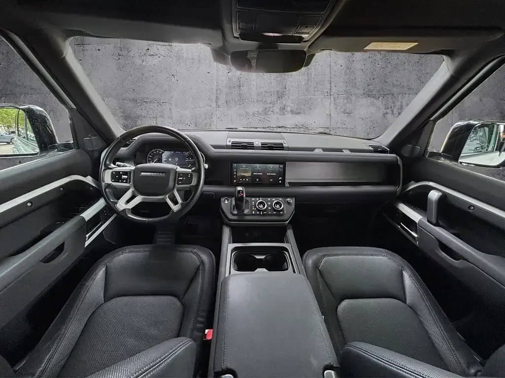Gebraucht Land Rover Defender SE Dynamic 200 PS (147 kW) 2023 Weiß SUV