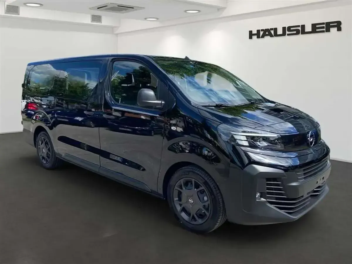 Neu Opel Zafira Life 177 PS (130 kW) 2025 Karbonschwarz Van / Kleinbus