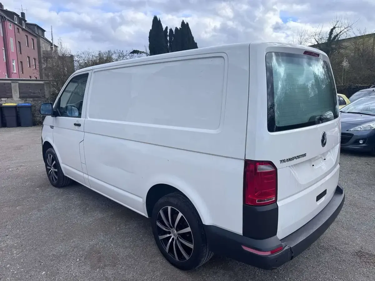 Second-hand VW Transporter 102 CP (75 kW) 2018 Alb Van