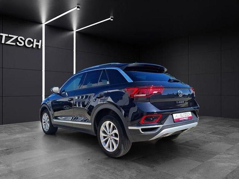 Gebraucht VW T-Roc Style 110 PS (80 kW) 2022 Deep black perleffekt SUV