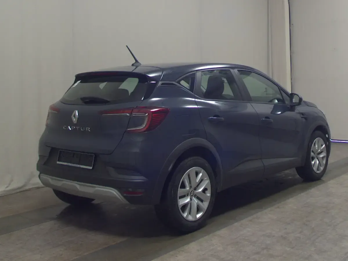 Usado Renault Captur Zen 91 CV (66 kW) 2022 Azul SUV