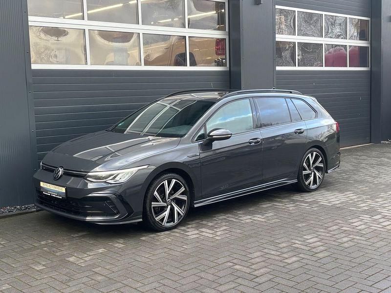 Gebraucht VW Golf VIII R-line 150 PS (110 kW) 2022 Grau Kombi