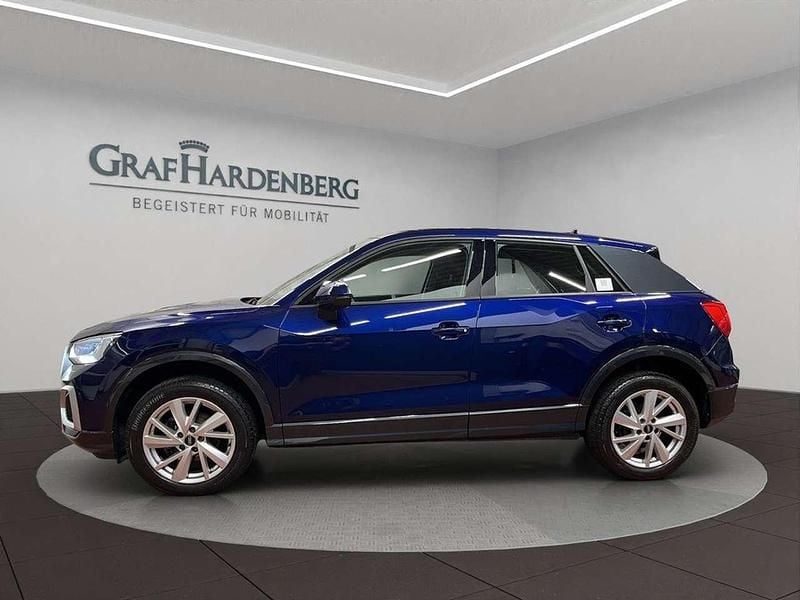 Gebraucht Audi Q2 Advanced 150 PS (110 kW) 2024 Blau SUV