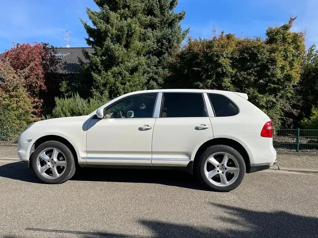Gebraucht Porsche Cayenne 241 PS (177 kW) 2010 Weiß SUV