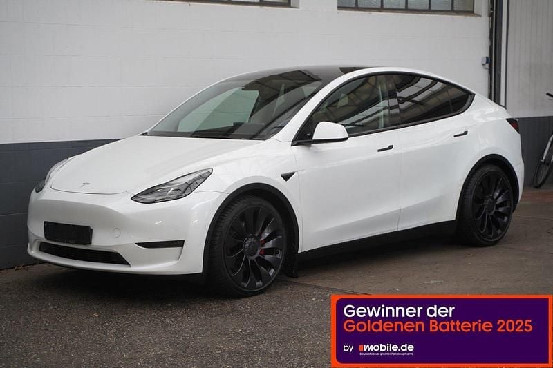 Weiß Gebraucht 2022 Tesla Model Y Performance SUV | 35.350 € (Guter Preis) - Bild 1/4