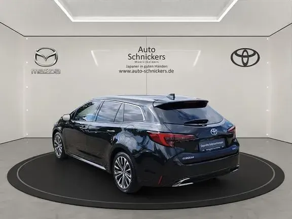 Gebraucht Toyota Corolla Team 140 PS (102 kW) 2024 Schwarz Kombi