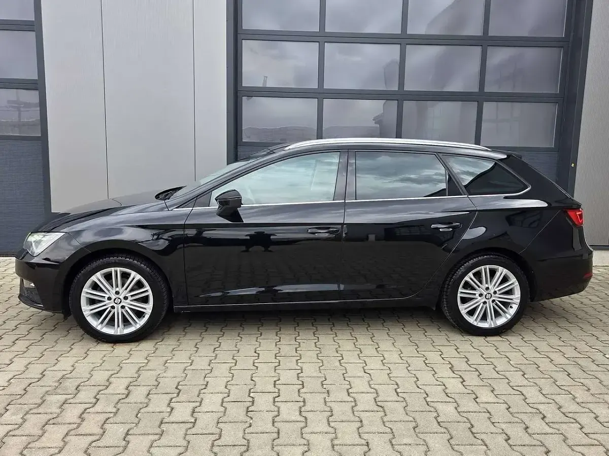 Gebraucht Seat Leon XCELLENCE 131 PS (96 kW) 2019 Mitternachtsschwarz Kombi