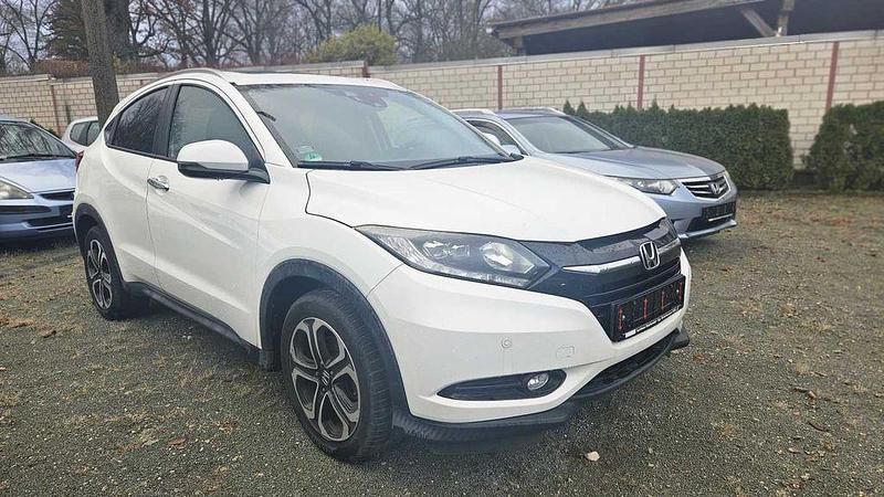 Weiß Gebraucht 2017 Honda HR-V Executive SUV | 14.990 € (Fairer Preis) - Bild 1/4
