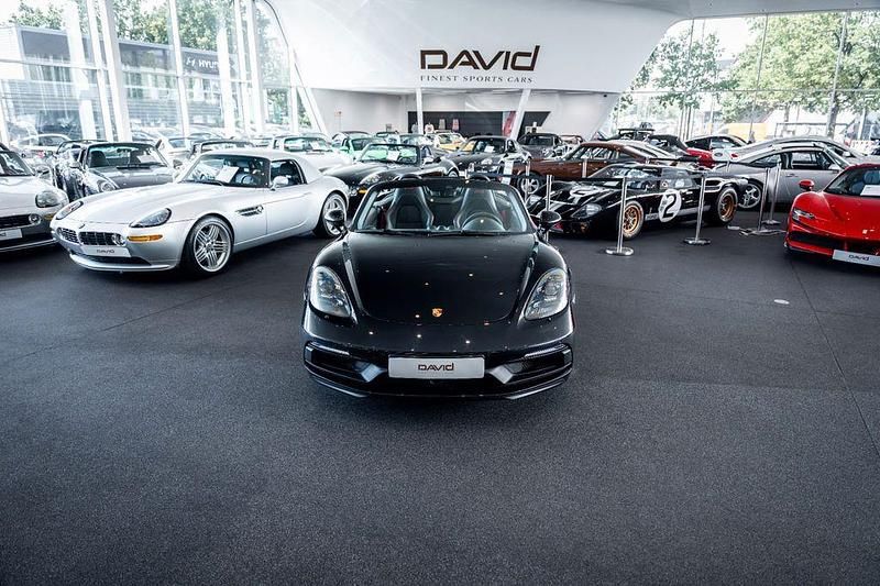 Schwarz Gebraucht 2021 Porsche 718 Boxster Cabrio | 94.982 € (Fairer Preis) - Bild 1/4