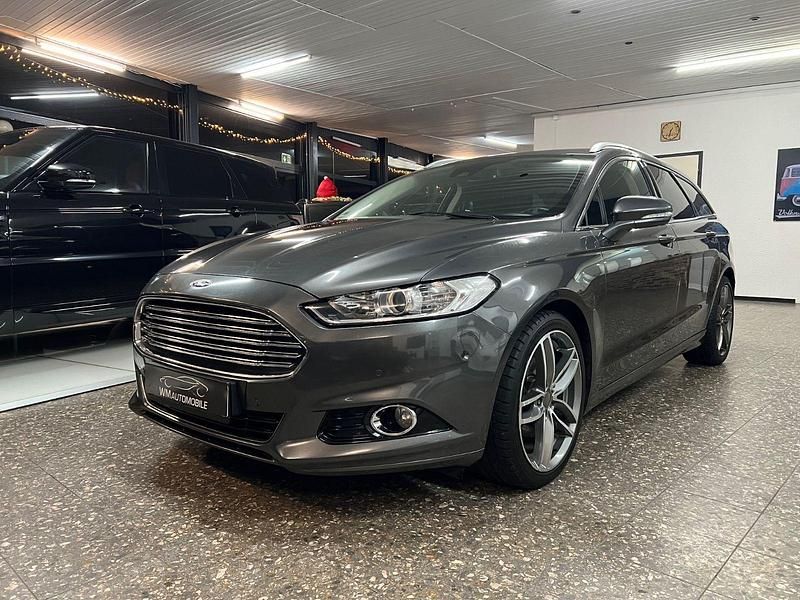 Gebraucht Ford Mondeo Titanium 150 PS (110 kW) 2015 Grau Kombi