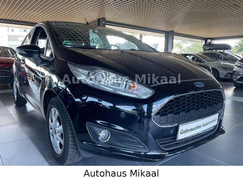 Shadow black Gebraucht 2016 Ford Fiesta Celebration Kleinwagen | 4.999 € (Guter Preis) - Bild 1/4