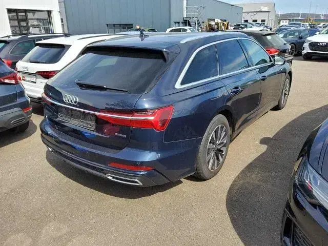 Gebraucht Audi A6 Ambiente 204 PS (150 kW) 2023 Firmamentblau metallic (metallic) Limousine