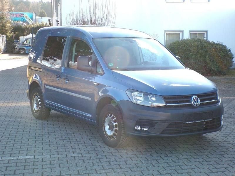 Usata VW Caddy 125 CV (91 kW) 2017 Blu Monovolume