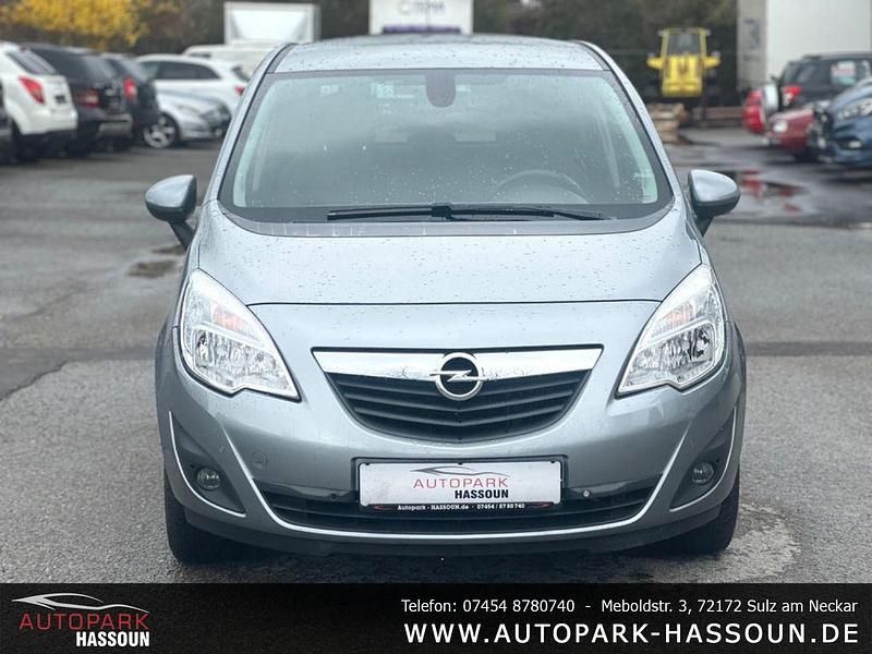 Second-hand Opel Meriva 120 CP (88 kW) 2012 Argintiu Monovolum