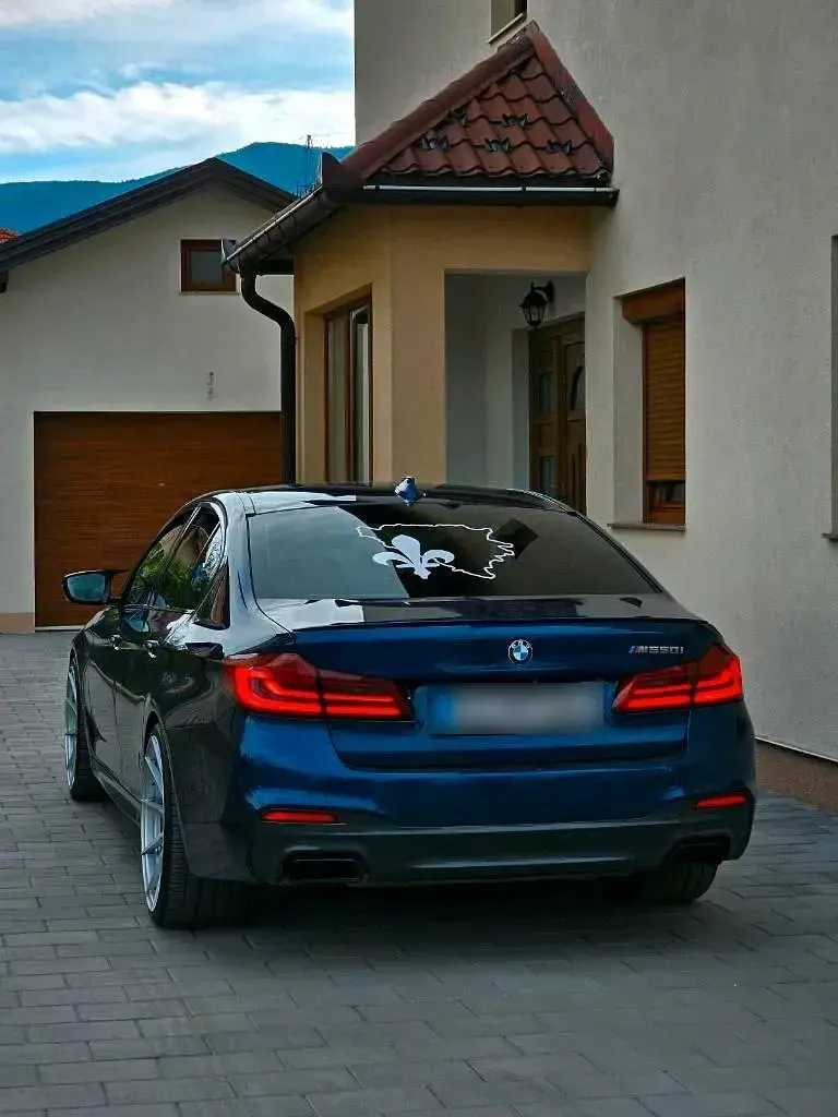 Gebraucht BMW M550 462 PS (339 kW) 2017 Blau Limousine