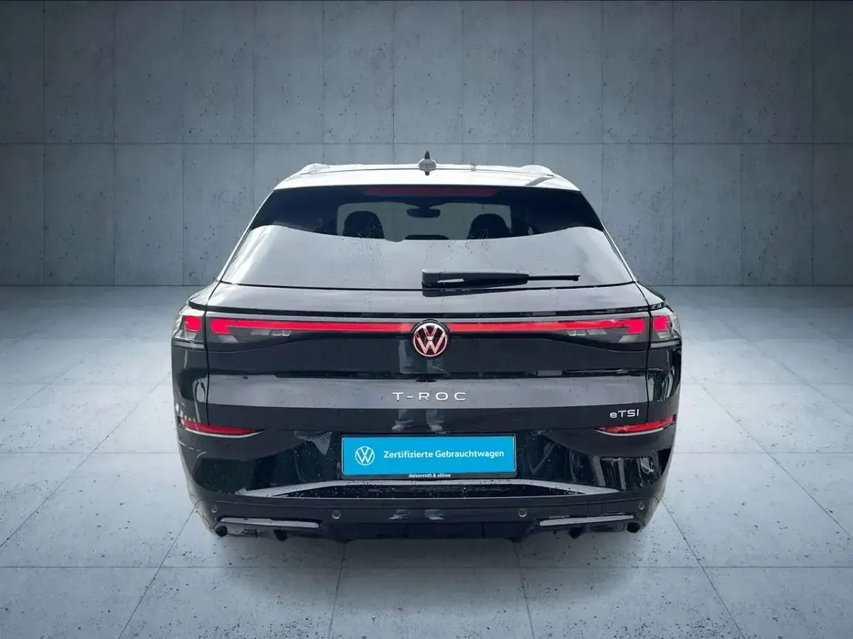 Gebraucht VW T-Roc R-line 150 PS (110 kW) 2026 Grenadillschwarz metallic SUV