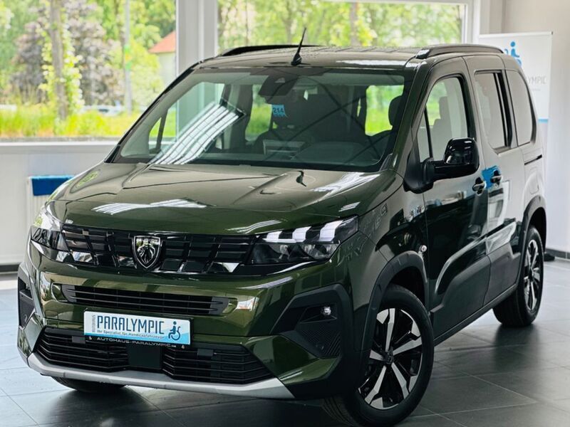 Neu Peugeot Rifter GT 131 PS (96 kW) 2025 Grün Van / Kleinbus