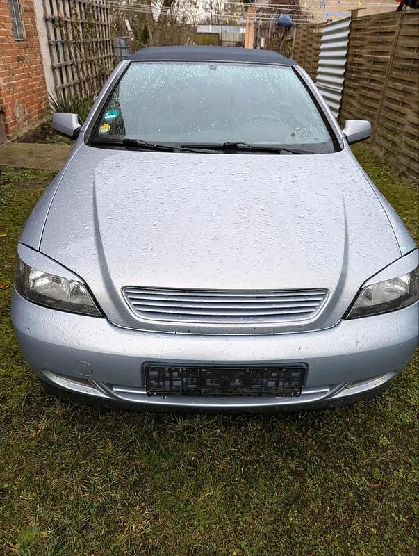 Blau Gebraucht 2001 Opel Astra Cabriolet Cabrio | 2.099 € (Fairer Preis) - Bild 1/4