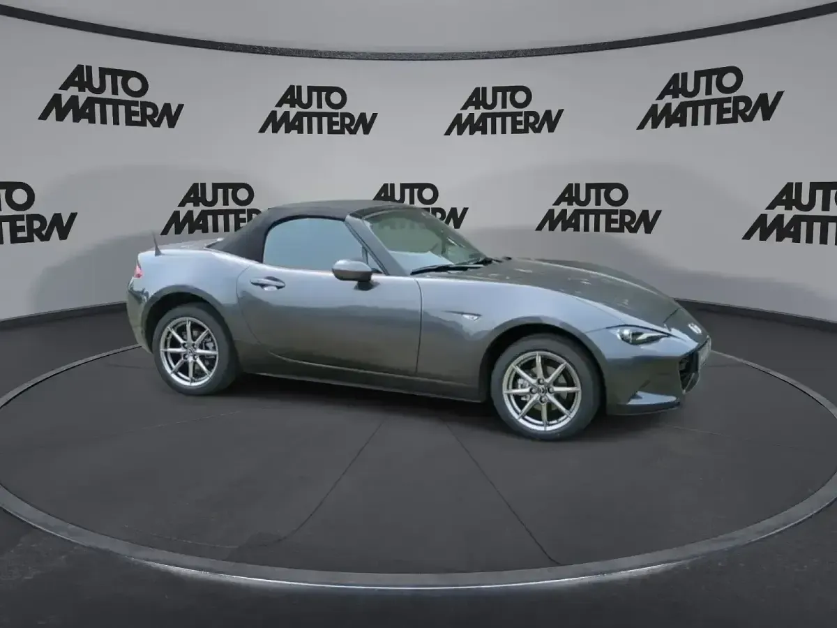Neu Mazda MX5 Exclusive-Line 132 PS (97 kW) 2026 Grau Cabrio