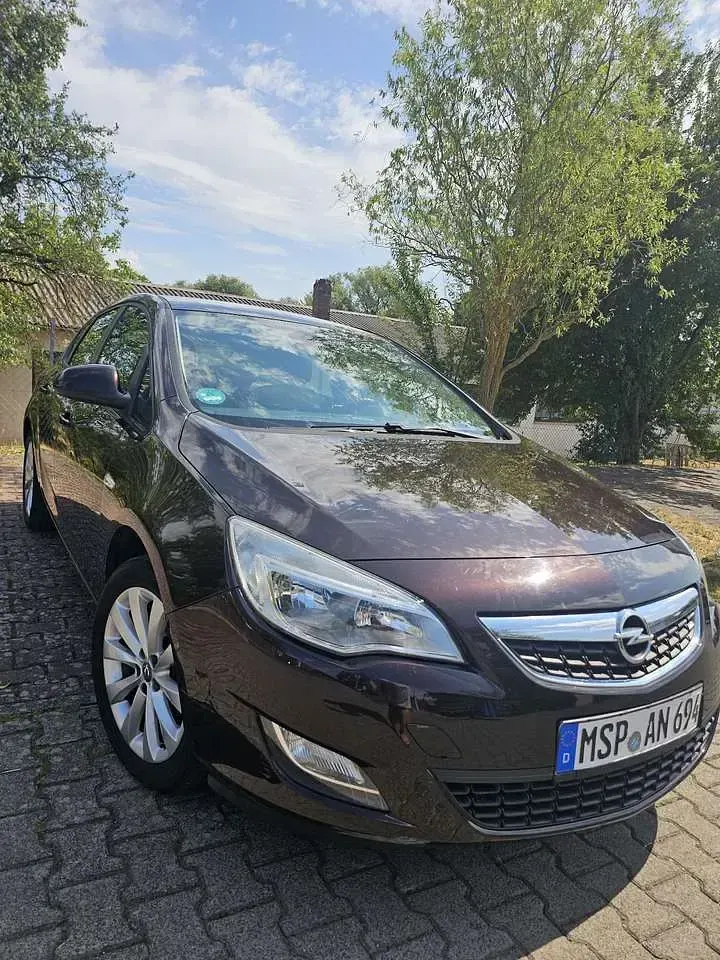 Gebraucht Opel Astra Excellence 140 PS (102 kW) 2018 Limousine