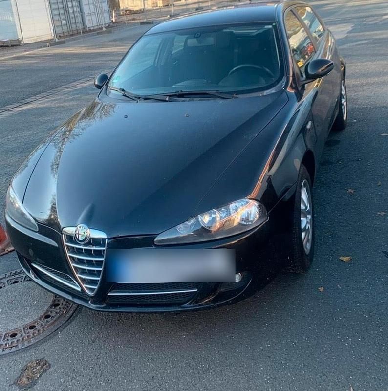 Schwarz Gebraucht 2008 Alfa Romeo 147 Kleinwagen | 2.700 € (Fairer Preis) - Bild 1/2