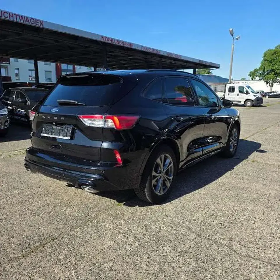 Gebraucht Ford Kuga ST 151 PS (111 kW) 2023 Other SUV