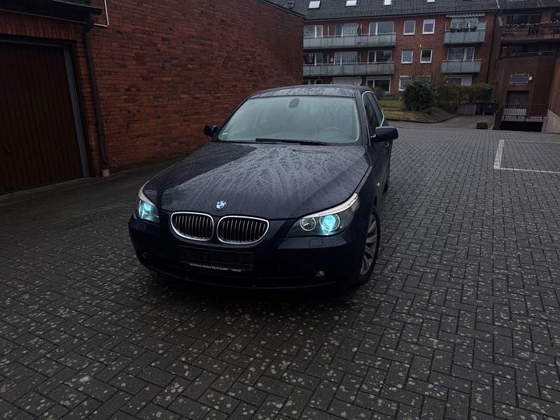 Gebraucht BMW 525 177 PS (130 kW) 2005 Blau Kombi
