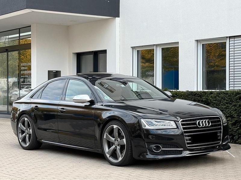 Schwarz Gebraucht 2015 Audi S8 Exclusive Limousine | 25.900 € (Superpreis) - Bild 1/4