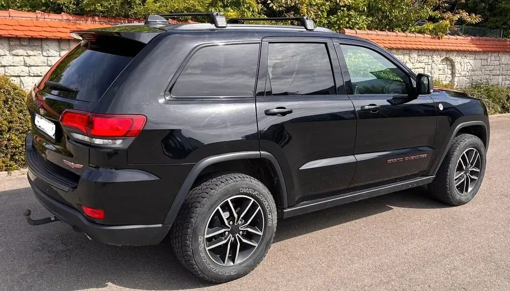 Gebraucht Jeep Grand Cherokee Trailhawk 250 PS (183 kW) 2020 Schwarz SUV