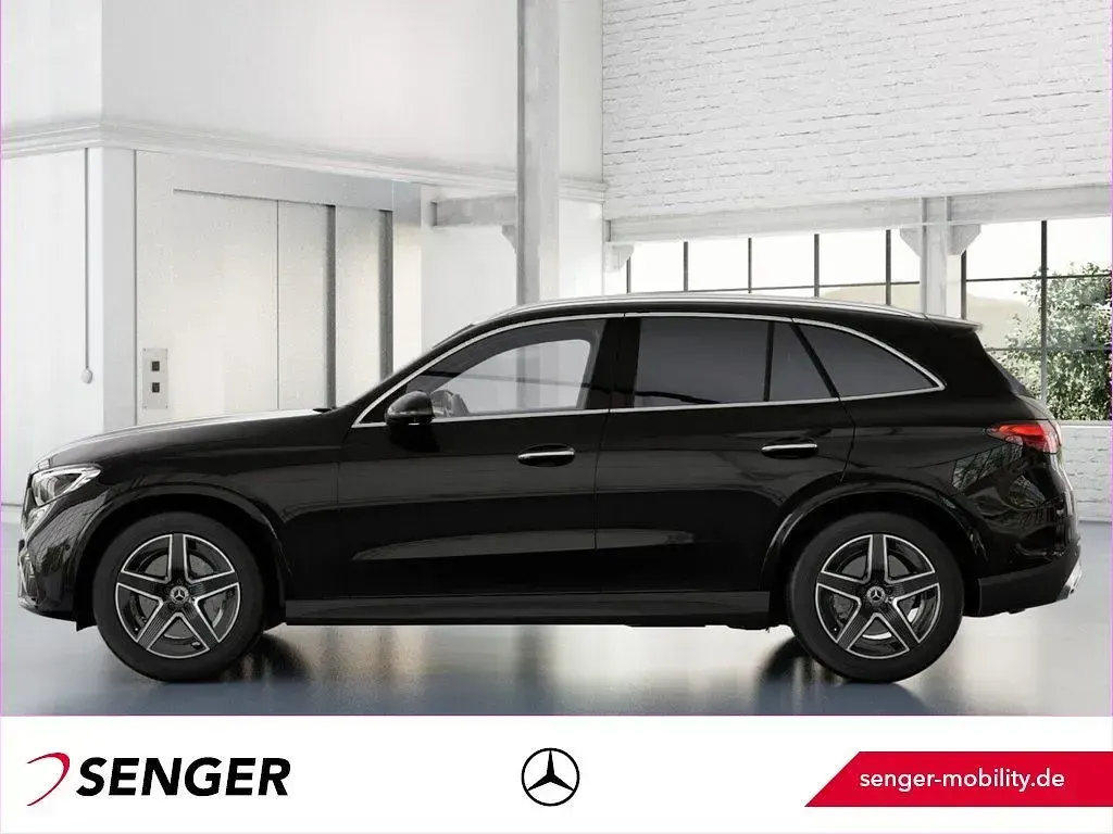 Gebraucht Mercedes GLC200 AMG 163 PS (119 kW) 2026 Schwarz SUV