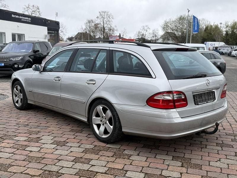 Gebraucht Mercedes E320 Avantgarde 204 PS (150 kW) 2004 Silber Kombi