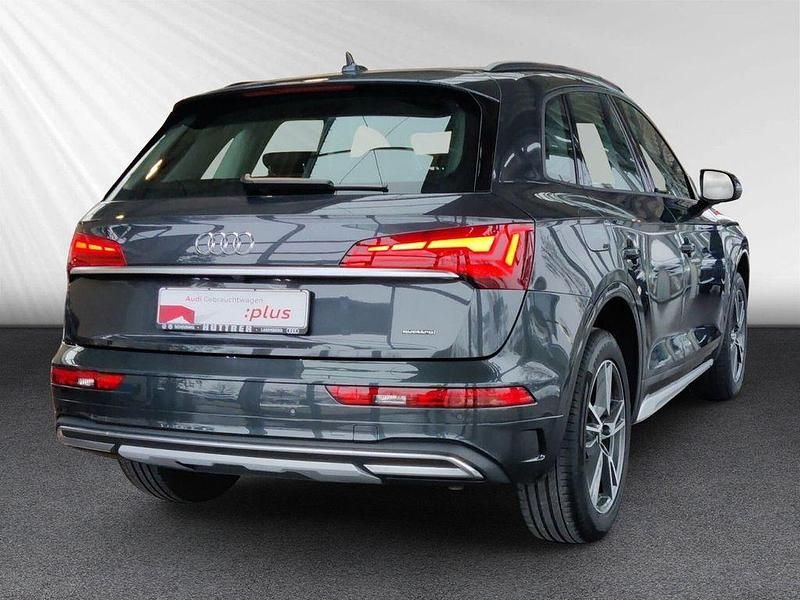 Gebraucht Audi Q5 Ambiente 265 PS (194 kW) 2022 Manhattangrau (metallic) SUV
