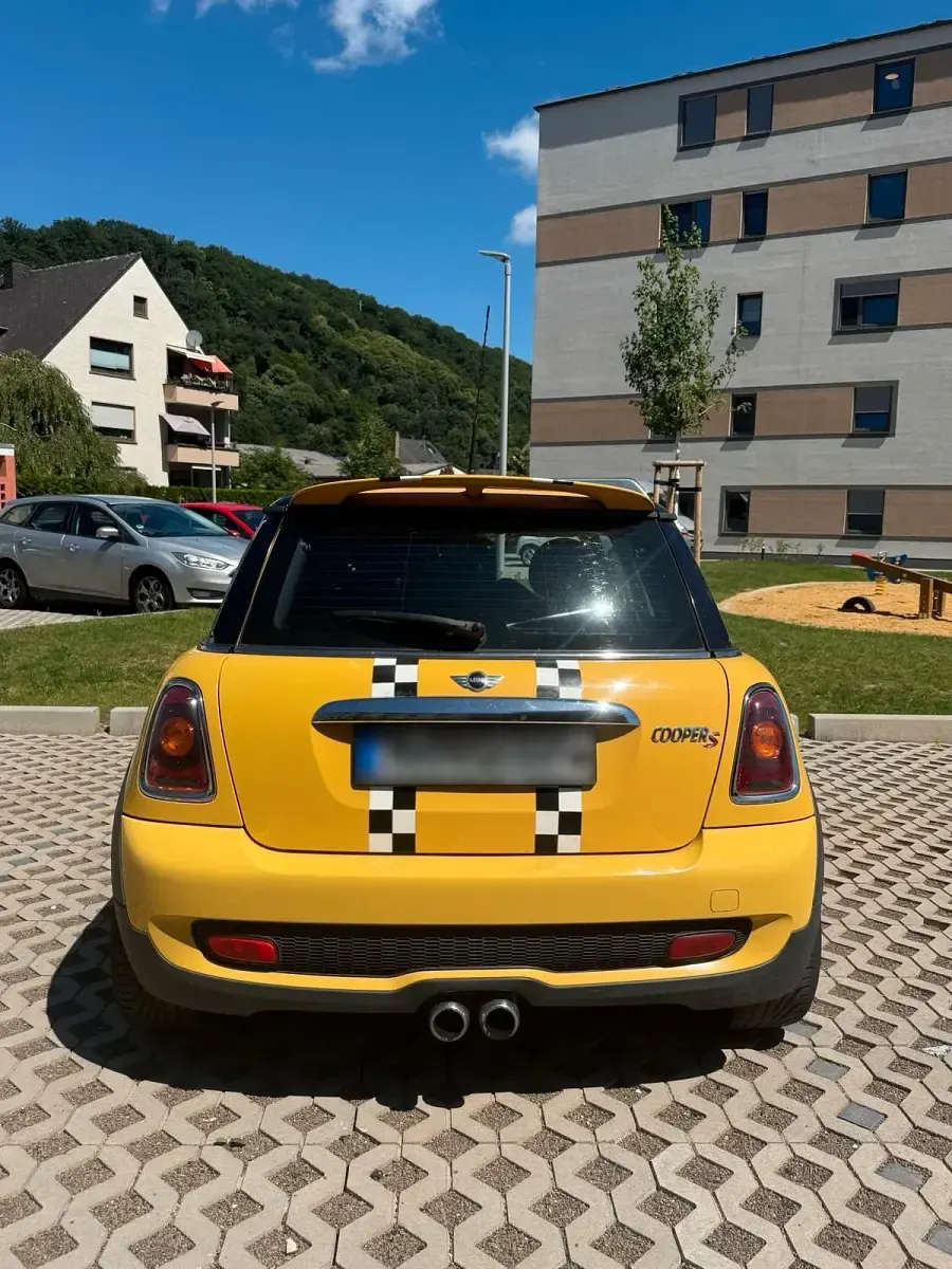 Gebraucht Mini Cooper S 174 PS (127 kW) 2009 Gelb Kleinwagen