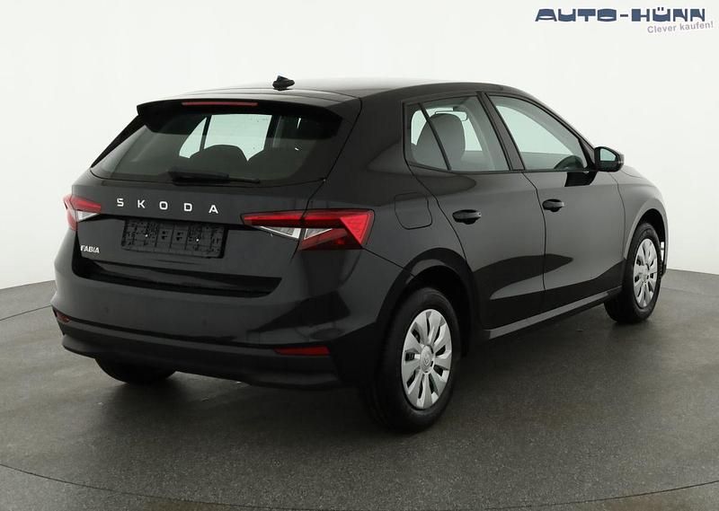 Neu Skoda Fabia Selection 95 PS (69 kW) 2026 Black magic perleffekt Limousine
