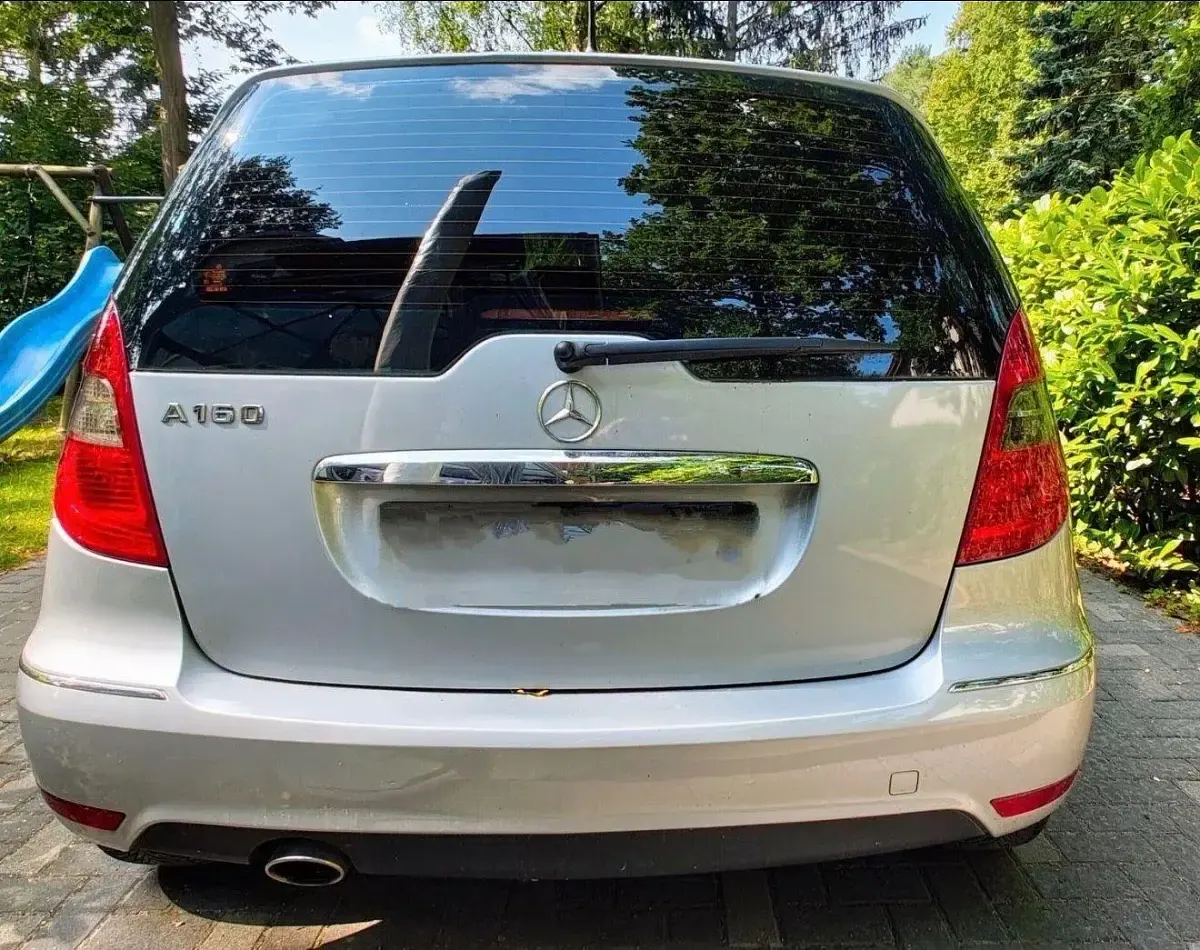 Gebraucht Mercedes A160 Avantgarde 95 PS (69 kW) 2009 Silber Limousine