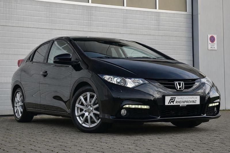Gebraucht Honda Civic Lifestyle 141 PS (103 kW) 2014 Schwarz Limousine