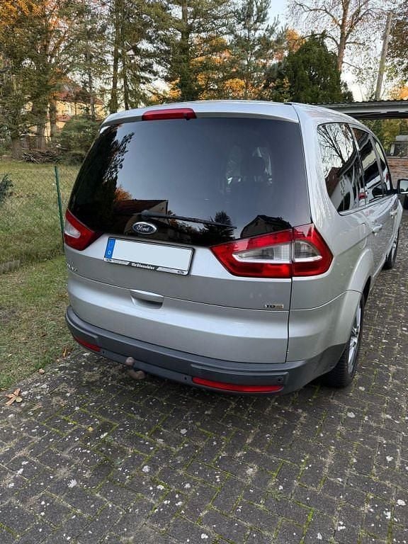 Grau Gebraucht 2008 Ford Galaxy Ghia Van / Kleinbus | 3.500 € (Superpreis) - Bild 1/4
