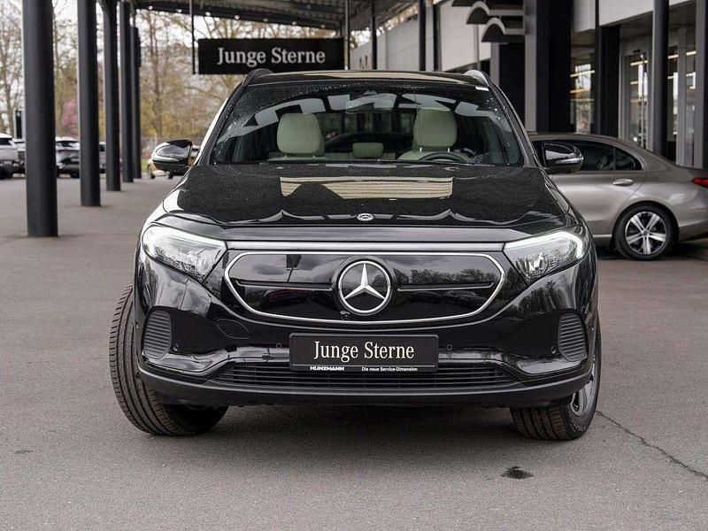 Gebraucht Mercedes EQA250 Progressive 139 kW (190 PS) 2022 Nachtschwarz SUV