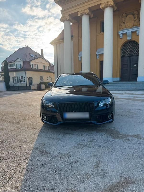 Gebraucht Audi A4 180 PS (132 kW) 2010 Blau Kombi